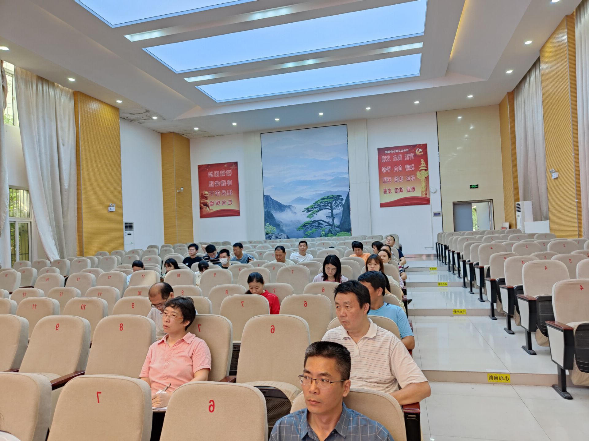 QQ图片20220610162757.jpg